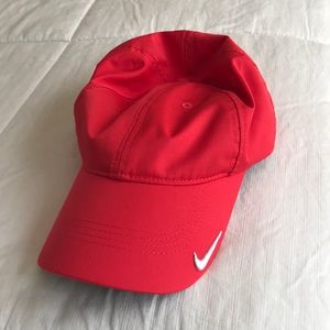 Women’s Nike Golf Hat